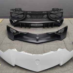 complete-lamborghini-lp-750-sv-body-kit-in-matt-carbon-close-to-completion