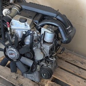used-mercedes-benz-om604-diesel-engine